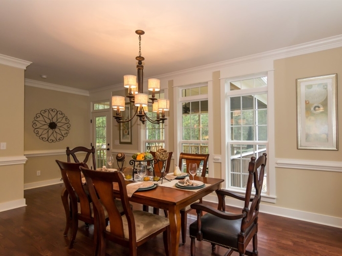 Valley-View-Chelsey_017_Dining-Room-700x525